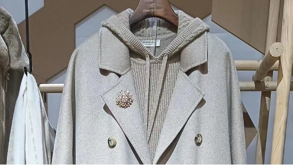 羊绒工厂：一千元和一万元的羊绒大衣有什么区别